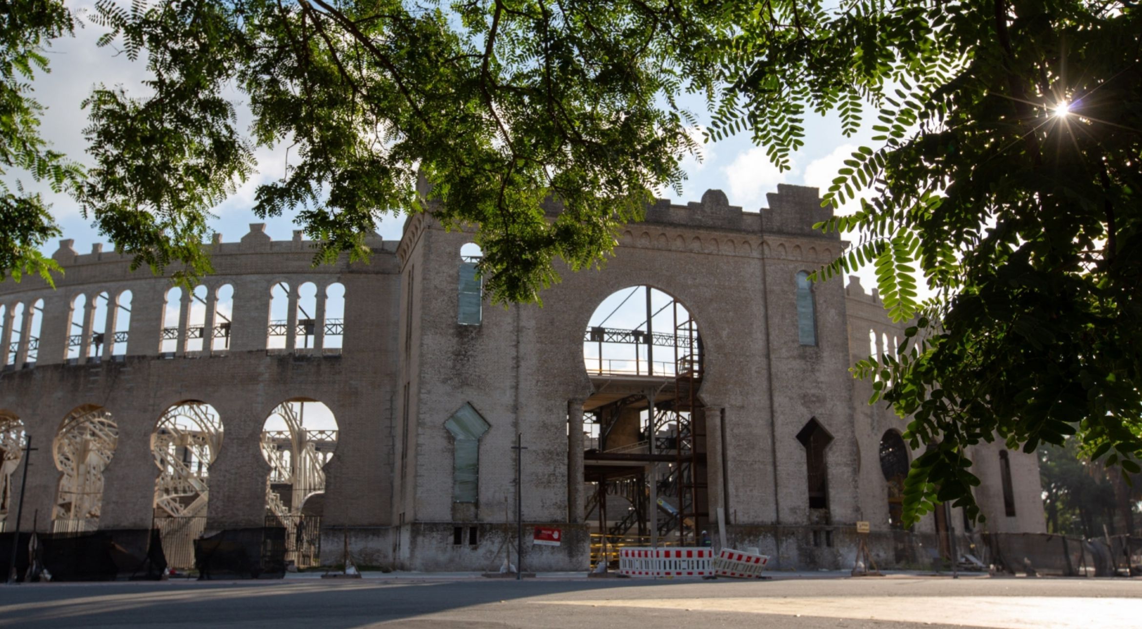 Real de San Carlos: la recuperación de la histórica plaza de toros de Colonia.